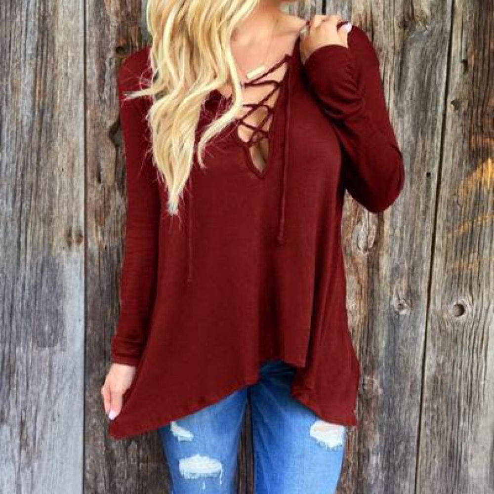 Hooded Lace Up Sharkbite Hem High Low Top Burgundy - Picture 1 of 5